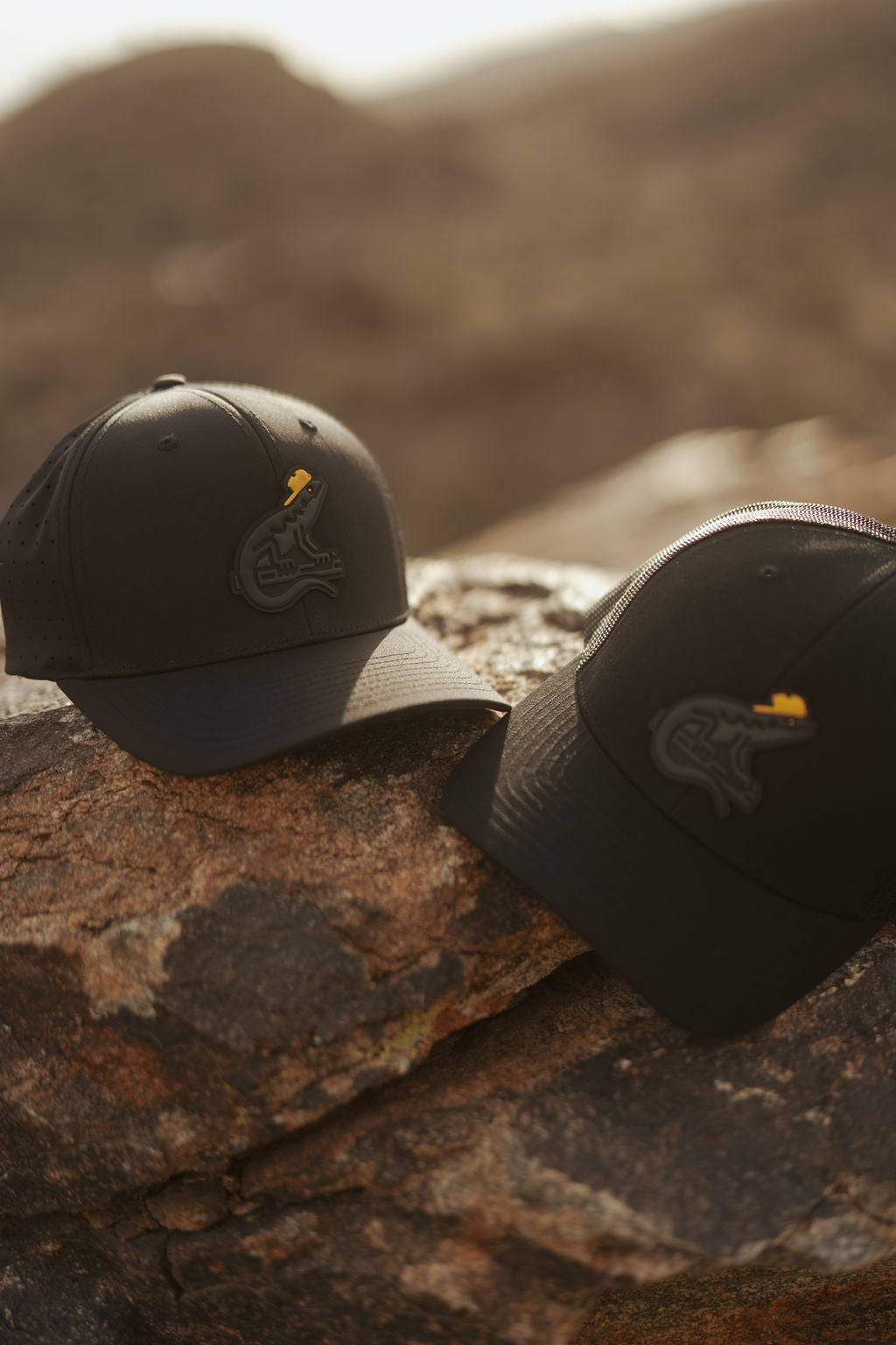 112 Snapback Trucker - Black Ops edition